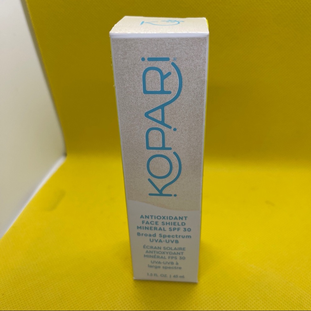KOPARI Antioxidant free shield mineral SPF 30. 1.5 fl oz